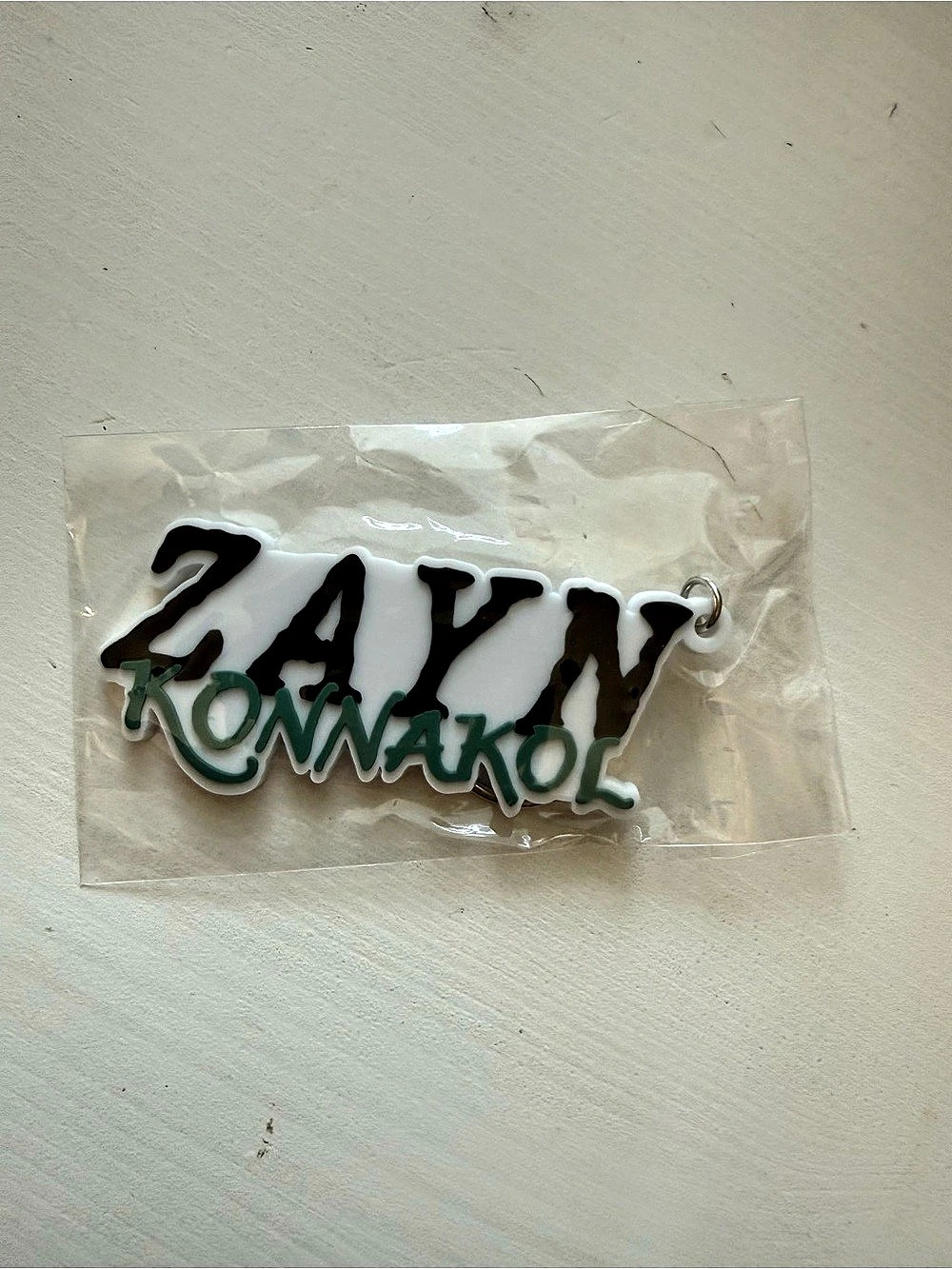 Zayn KONNAKOL Bag Charm Keychain White & Green